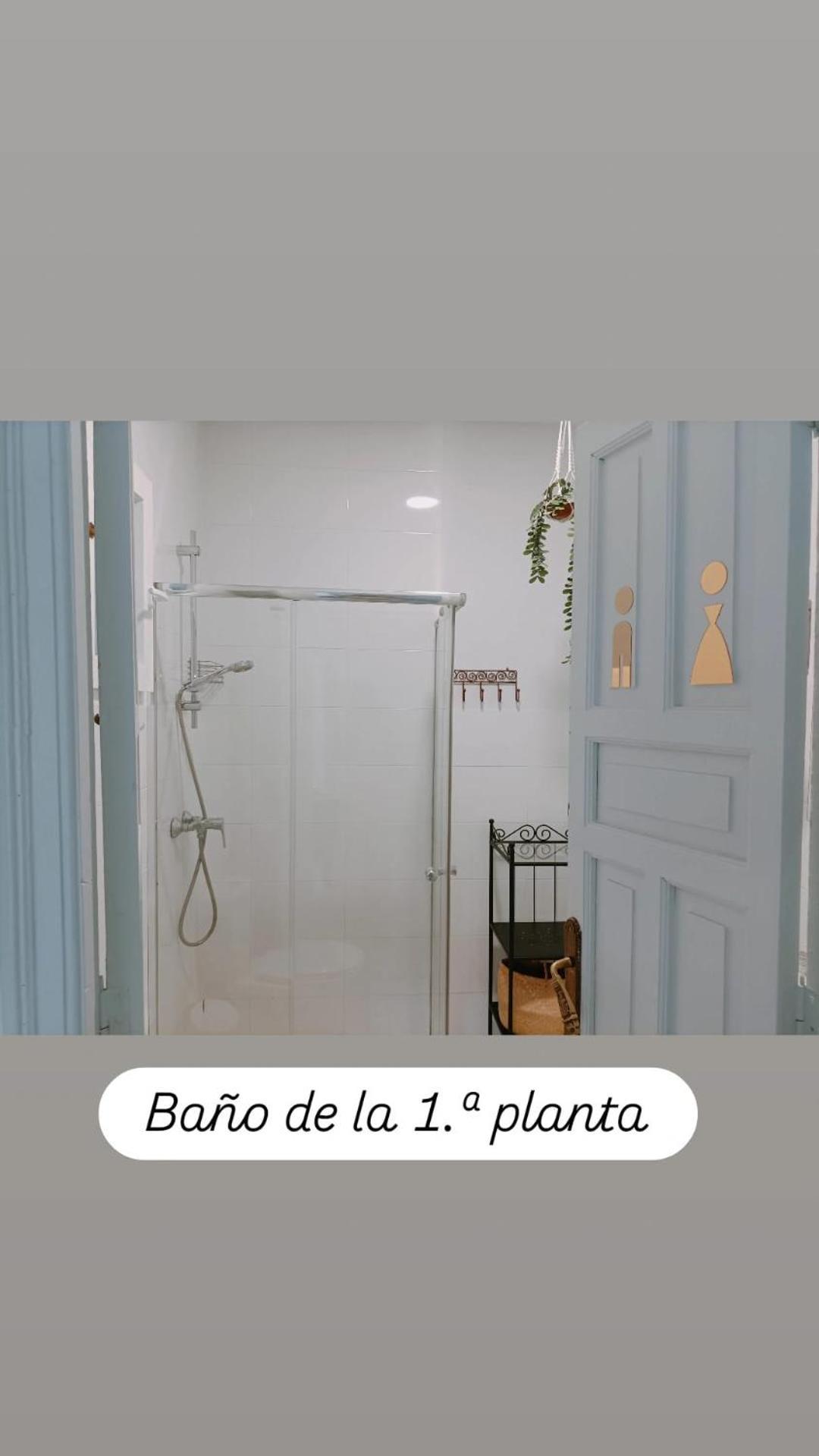 Apartamentos En La Plaza Dona Elvira, 7 Seville Luaran gambar