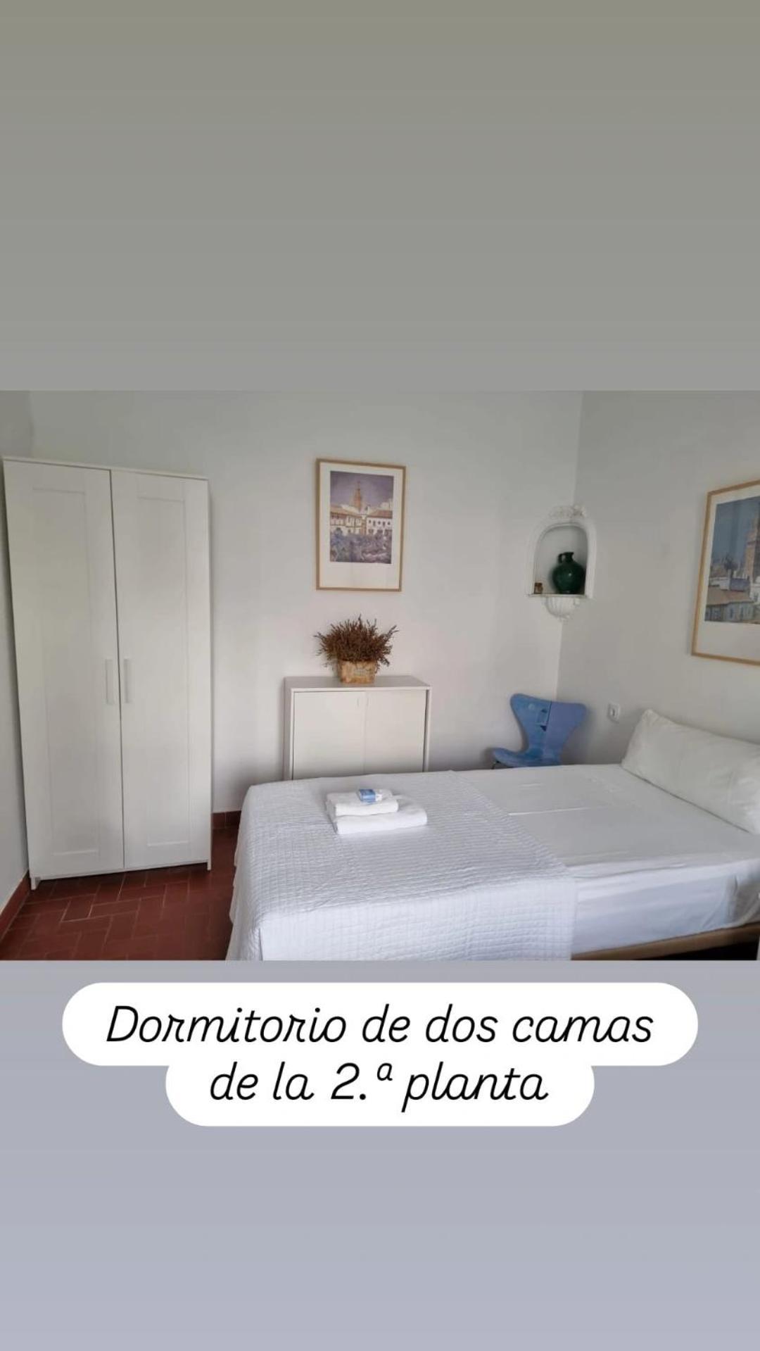 Apartamentos En La Plaza Dona Elvira, 7 Seville Luaran gambar